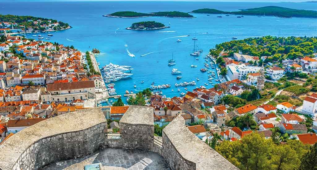 The Ultimate Hvar Travel Guide